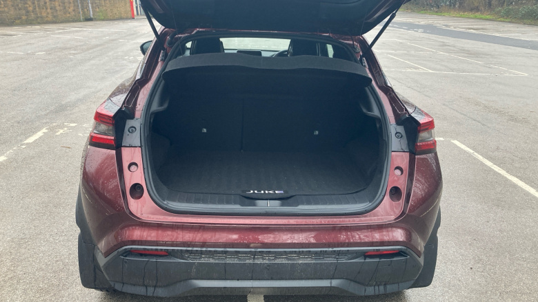 Nissan Juke 1.6 Hybrid Tekna 5dr Auto Hybrid Hatchback